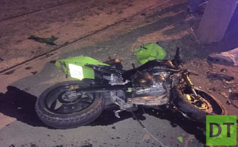 Боец «Азова» протаранил остановку с людьми на мотоцикле