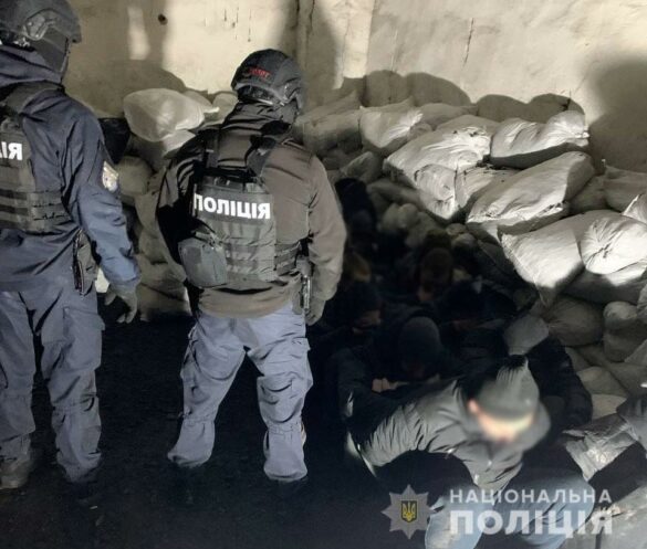 Украинская полиция задержала похитителей 190 мешков угля