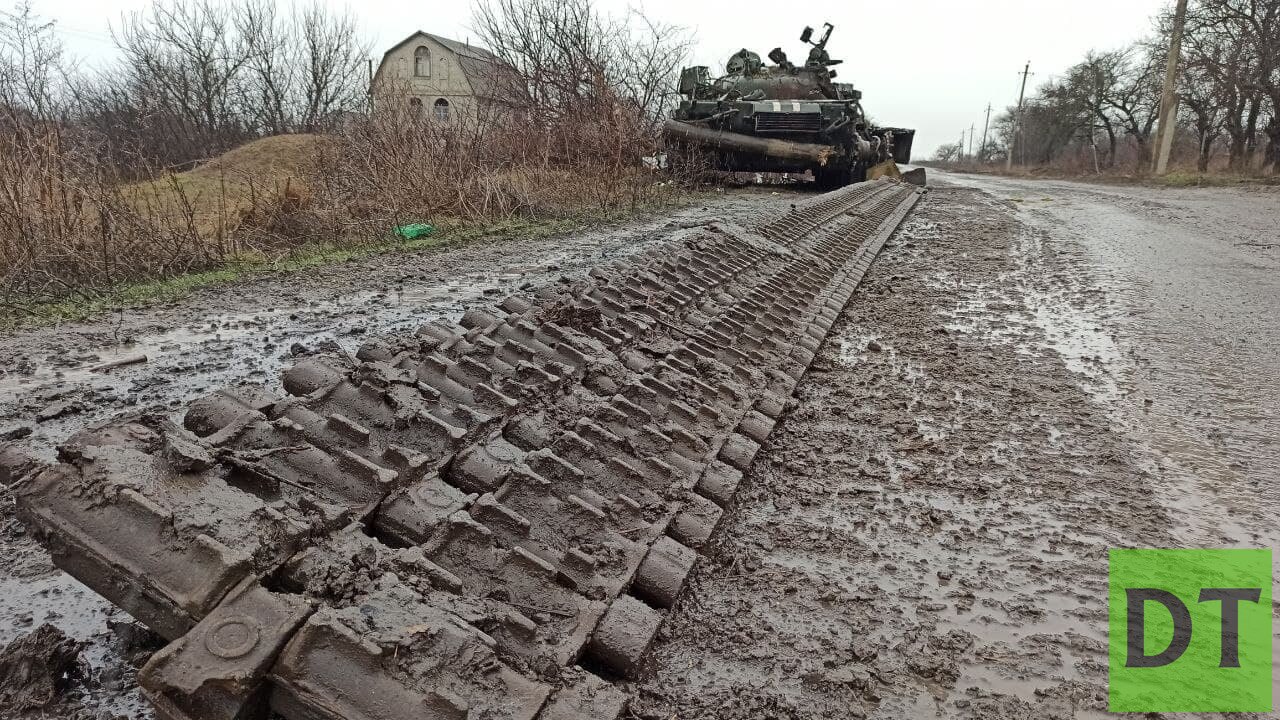 Какая обстановка на фронтах украины сегодня. Дорога в Бахмут уничтоженная техника ВСУ. Военная техника. Брошенные города.