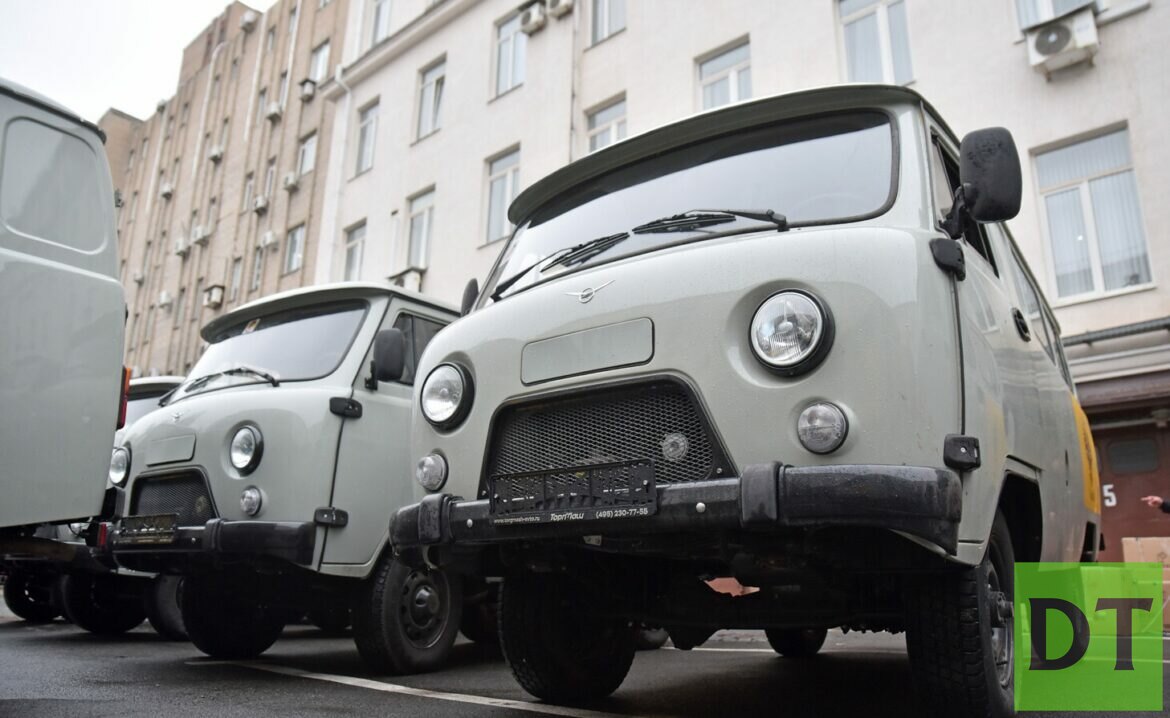 В ДНР прибыли новые автомобили для военных и спасателей