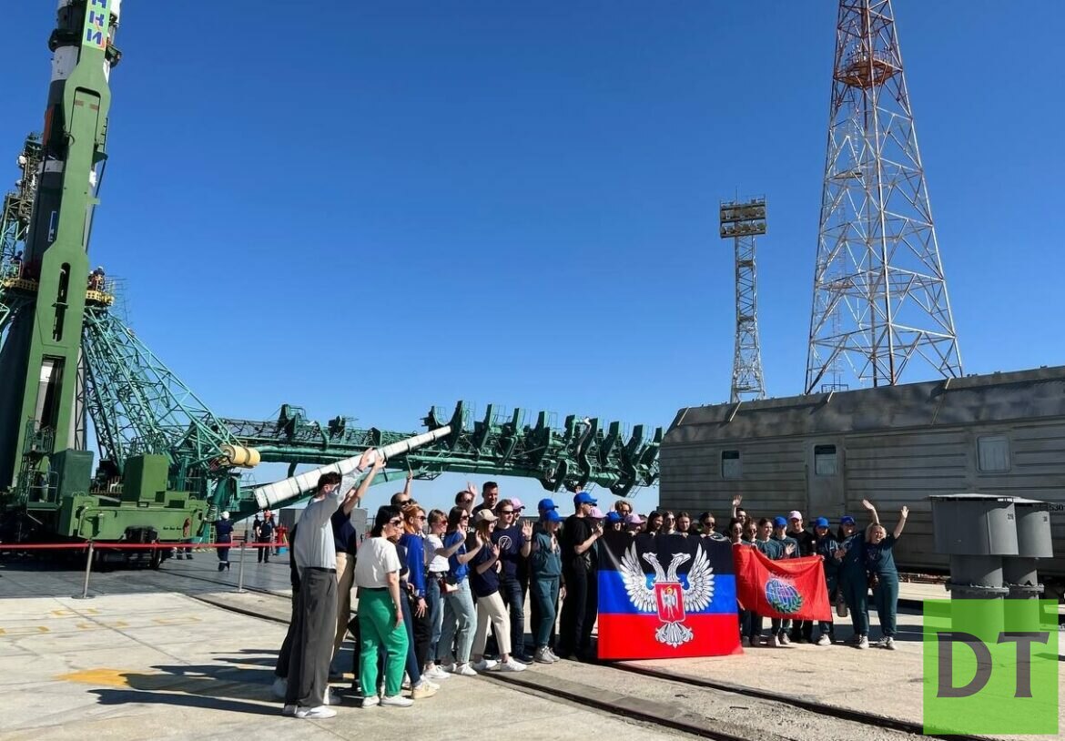 Ракета-носитель «Союз» отправится в космос с флагами ДНР и ЛНР