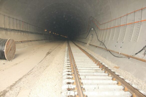 Российские «Калибры» уничтожили ЖД тоннель под Карпатами