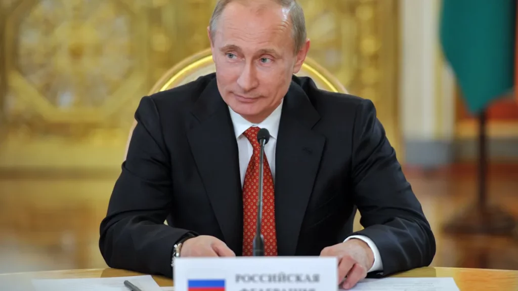 Путин-подписал-указ-о-создании-единой-базы-военнослужащих,-включая-запасников.-Заработать-должна-с-1-апреля-2024-года
