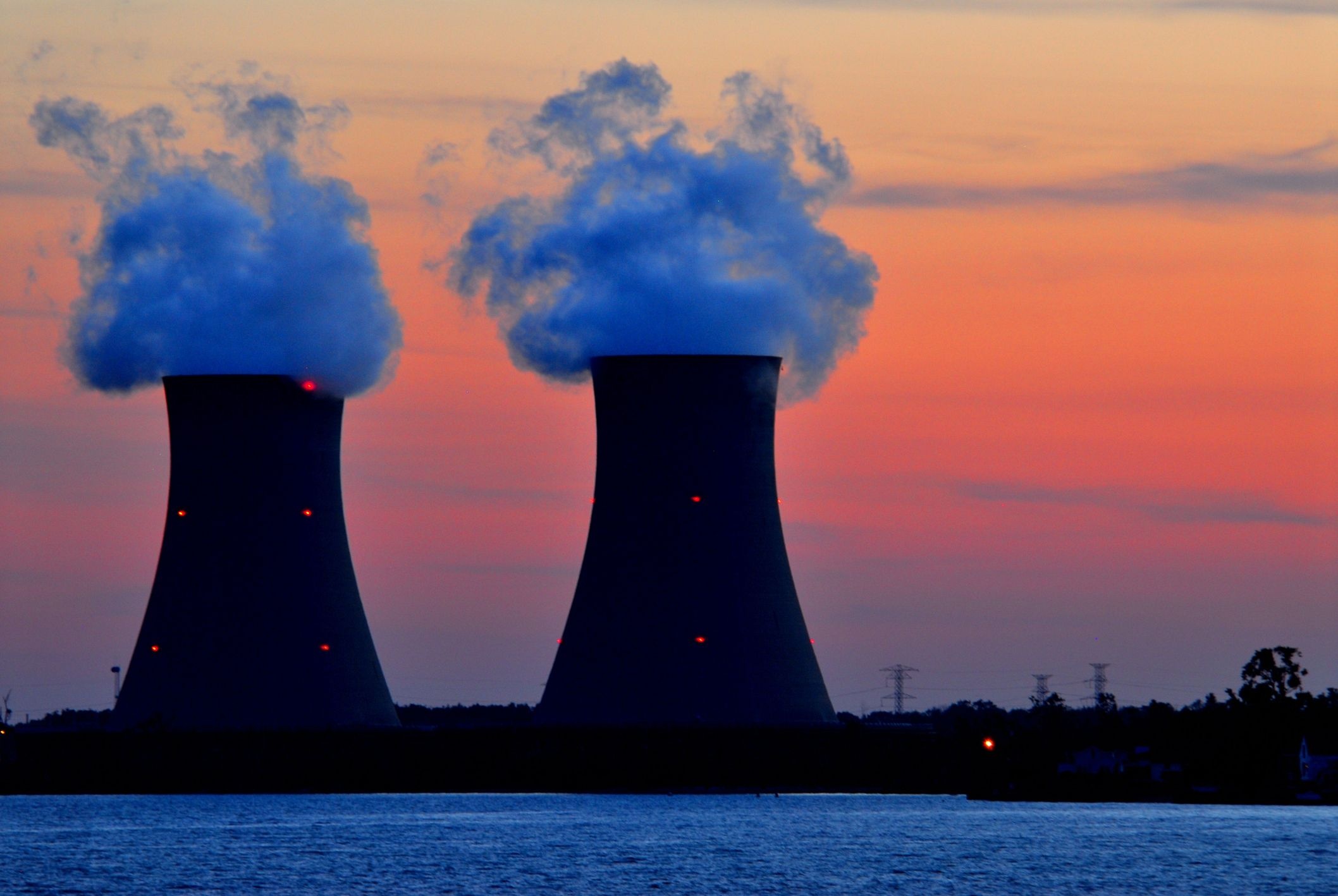 Ядерная энергия вопросы. Ядерной энергетики. Ядерная атомная Энергетика. Атомная Энергетика (ядерная Энергетика). АЭС сен-Лоран-ДЕЗ-О Франция.