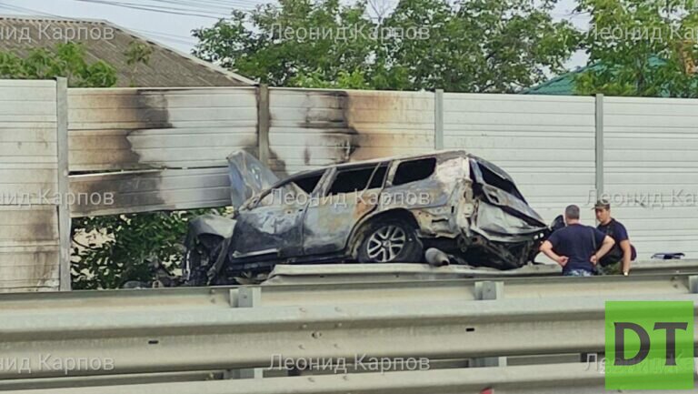 В симферополе взорвался автомобиль