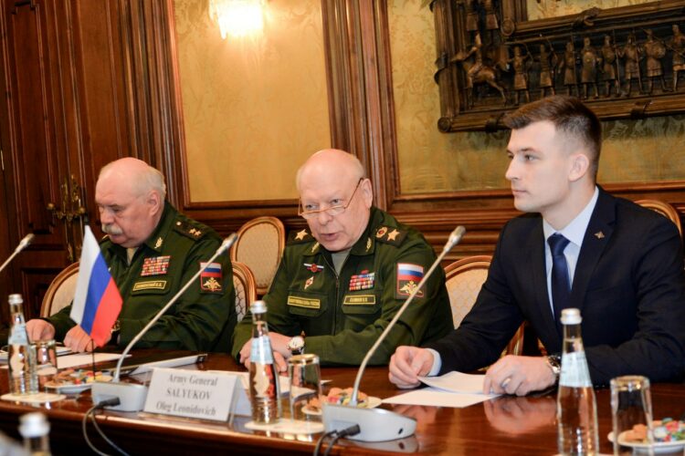 Олег Салюков покинул пост главкома Сухопутных войск и стал заместителем Шойгу