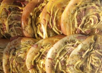 В Мариуполе прошла ярмарка с местными вкусностями