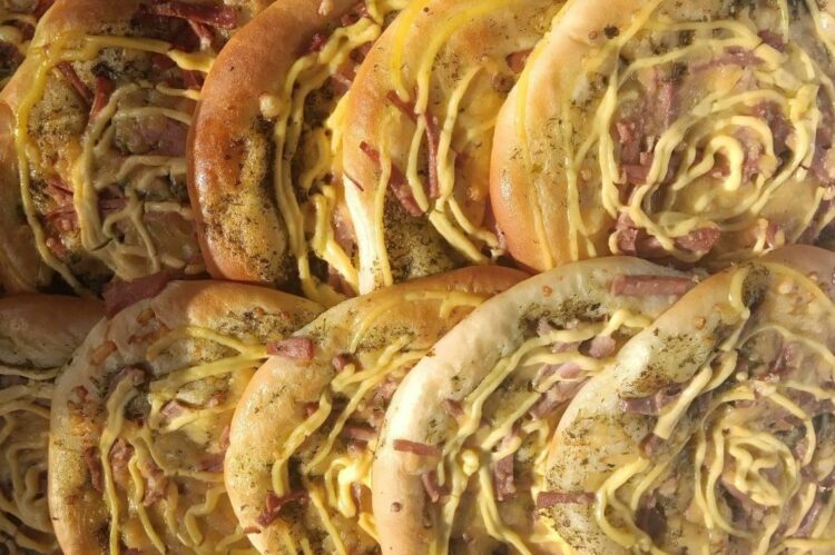 В Мариуполе прошла ярмарка с местными вкусностями