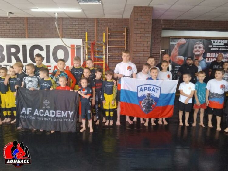 Юные бойцы из клуба «Донбасс» завоевали призы на турнире по джиу-джитсу в Луганске