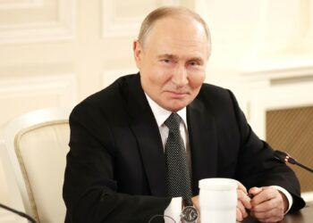 Владимир Путин: Украина упустила шанс на мир, но диалог возможен