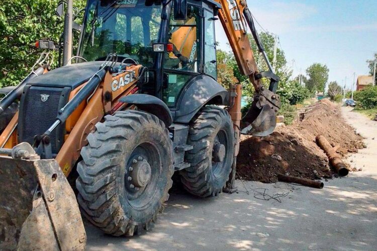 В Новоазовске обновляют водопровод и канализацию
