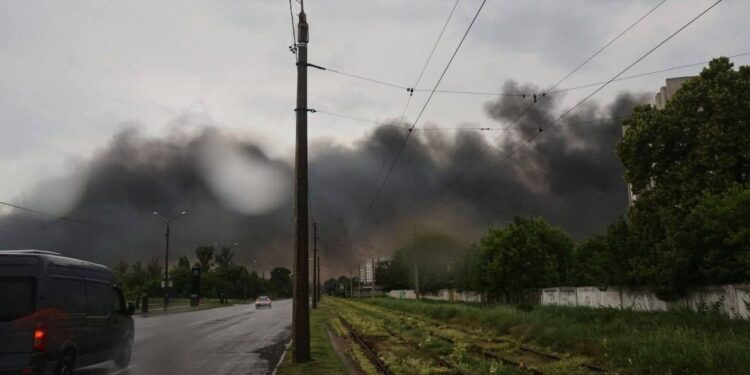 Российские войска нанесли удары по военным и промышленным объектам Украины в шести регионах