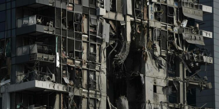 Иран и Израиль: ракетные удары 2025 года и угроза ядерного конфликта