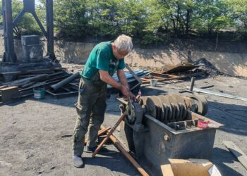 Бывший танкист из Тореза нашёл работу с помощью центра занятости