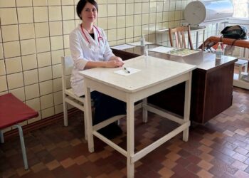 Врач из Нижневартовска помогла 2,5 тысячам детей в Макеевке