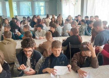 В лагере «Дружба» в Башкирии дети из Донецка почтили память жертв войны