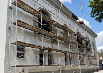 В Мариуполе восстанавливают Дворец культуры «Строителей»