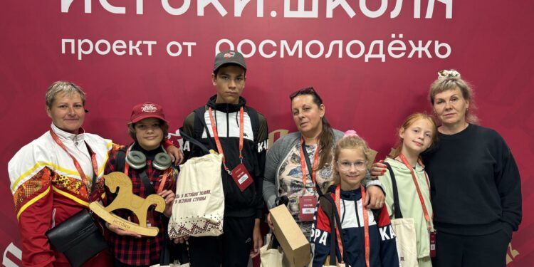 Семьи военных и волонтёры из ДНР участвуют в заезде «Забота» в Псковской области