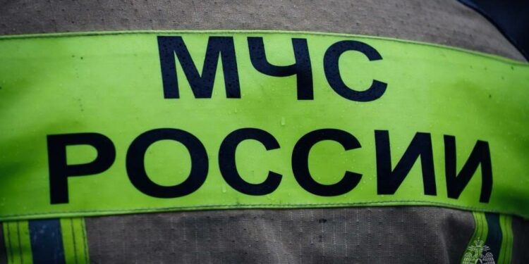 В Горловке потушили пожар в квартире: эвакуировали троих пожилых людей