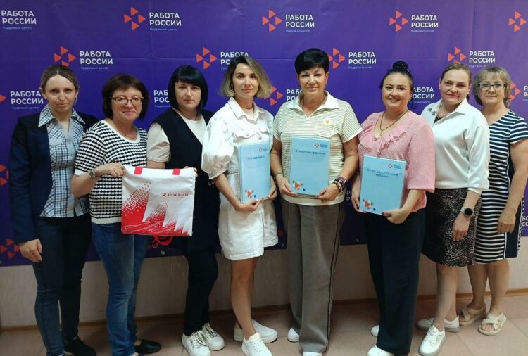 Камчатский край передал ДНР бланки для наград и благодарностей