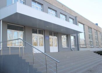 Камчатский край завершает ремонт школы в Светлодарске к концу лета