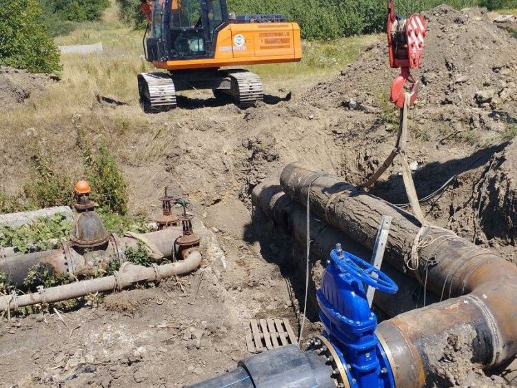 В Горловке обновляют водопровод для 18 тысяч жителей