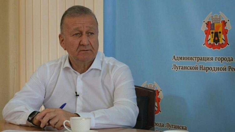В Луганске погиб экс-мэр из-за взрыва недалеко от музея