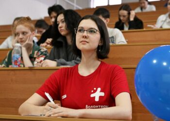 В ДНР учредили стипендию имени Марии Пироговой для активных студентов