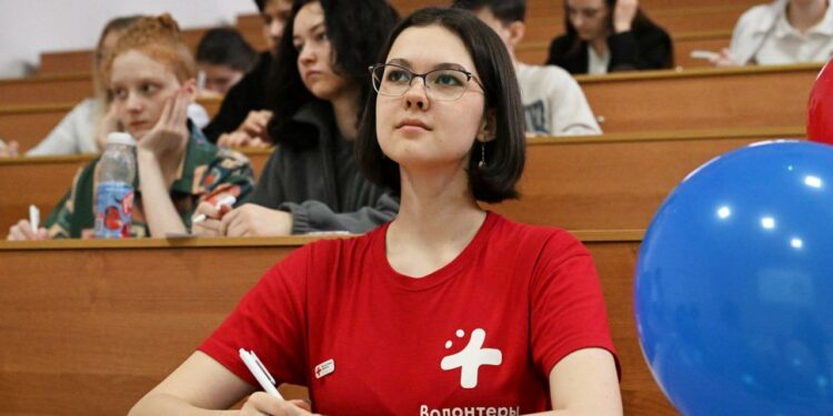 В ДНР учредили стипендию имени Марии Пироговой для активных студентов