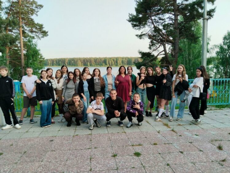 Свердловская область помогла детям ДНР отдохнуть в летних лагерях