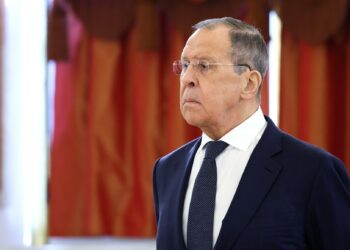 Лавров: без отказа от НАТО и признания Крыма мира не будет