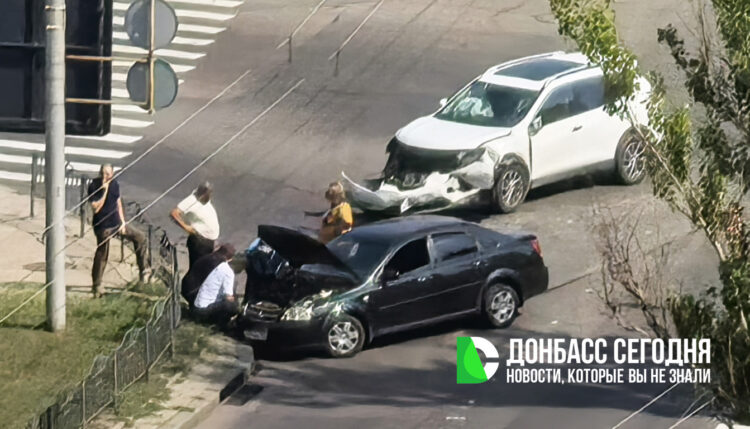 На улице Артёма в Донецке произошло ДТП