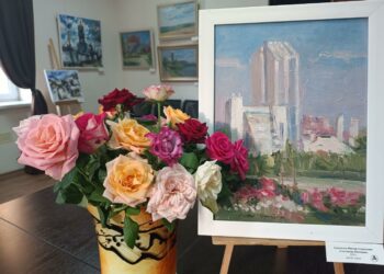 В Донецке открылась выставка картин ко Дню шахтера и Дня города