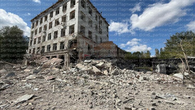 Ракетный удар по Константиновке: Уничтожена база СБУ и склады с боеприпасами