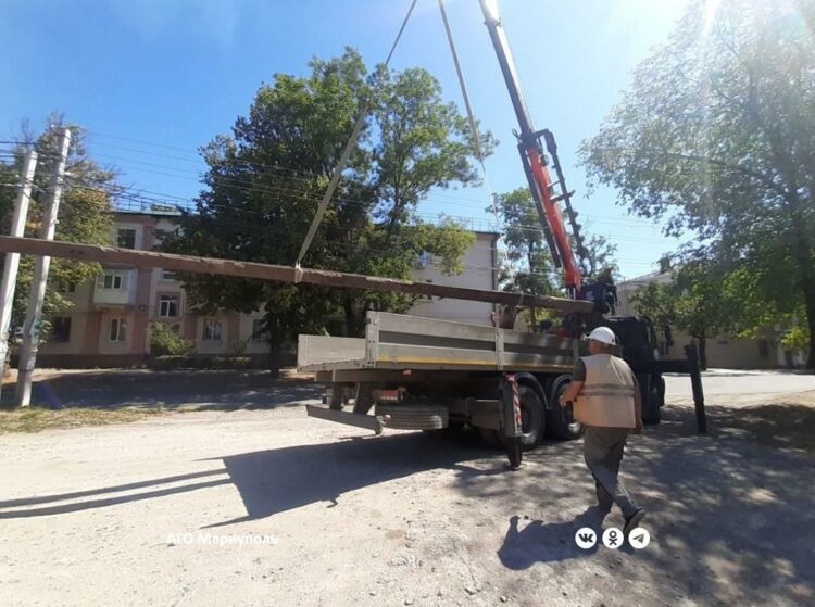 В Мариуполе обновляют уличное освещение: установлены сотни новых светильников