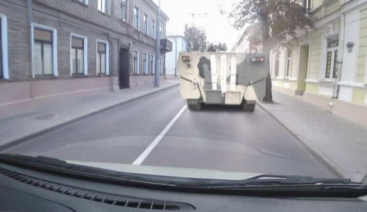 Российская военная техника в Белоруссии: БТР-22 и «Искандеры» на учениях «Запад-2025»