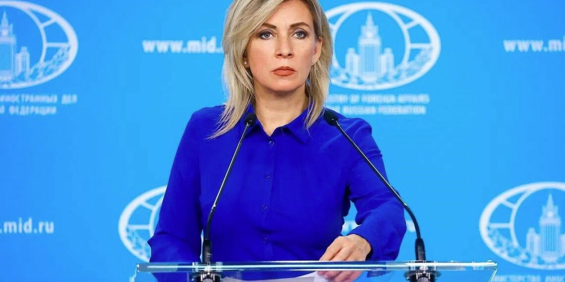 Декоммунизация привела к обратному: Захарова обратилась к украинскому МИД