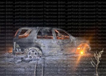 Войска РФ под Славянском сжигают технику ВСУ