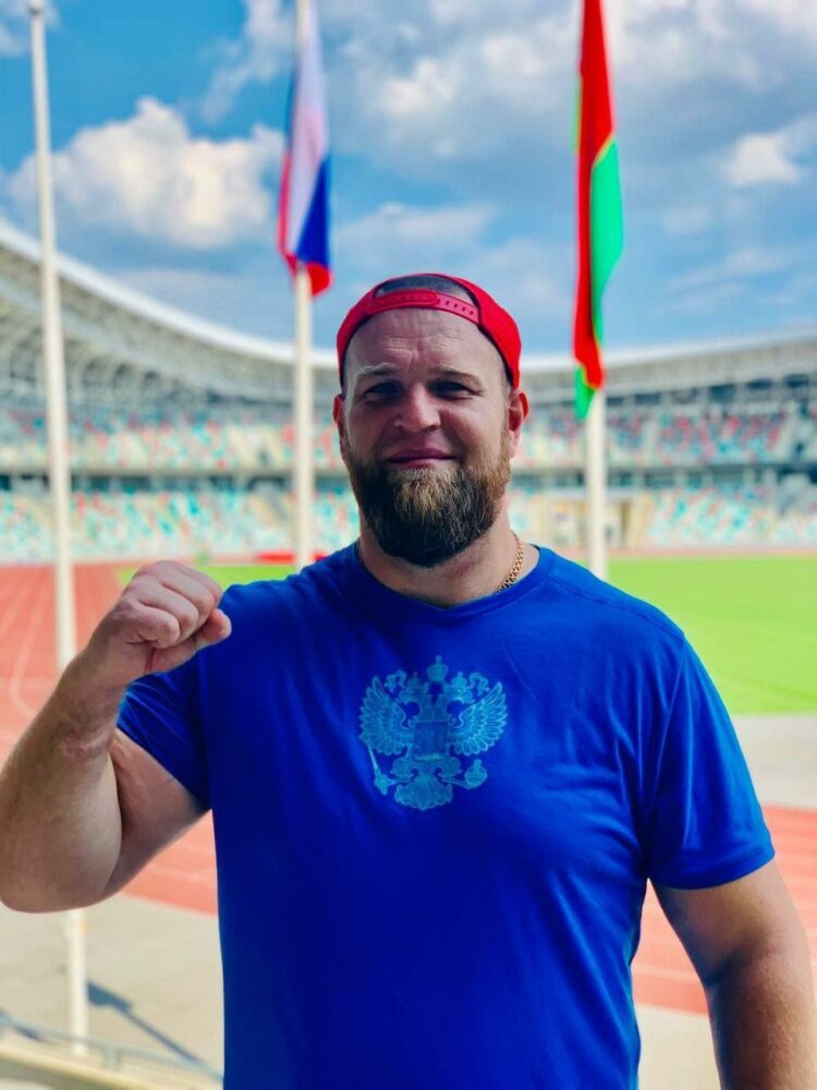 Россиянин из Мариуполя завоевал серебро на чемпионате мира в Индии