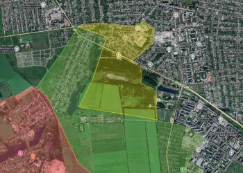 Российские войска вошли в центр Покровска