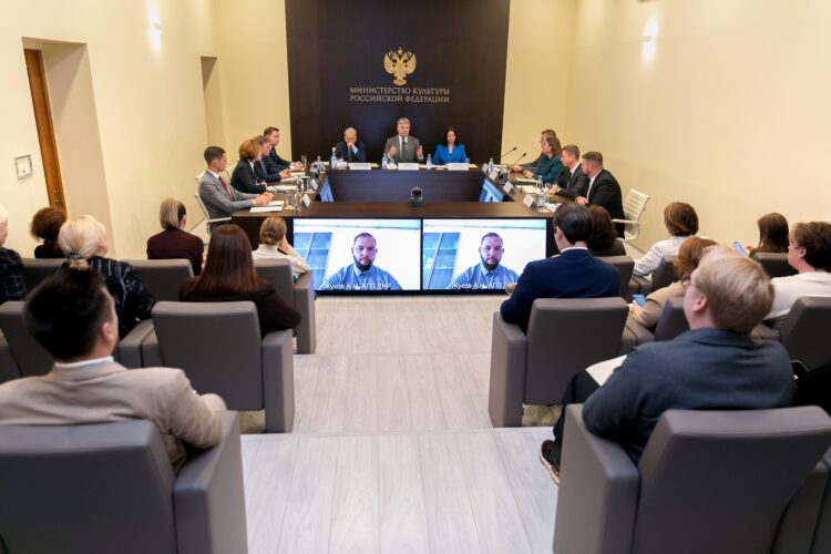 Минкультуры обсудило развитие культуры в Донбассе и поддержку бойцов СВО