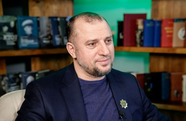 Апти Алаудинов жестко ответил своим критикам