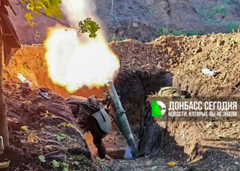 Под Димитровом идёт ожесточённый бой: российские войска закрепились на окраинах города