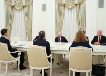 Пять часов в Кремле: что Уиткофф попросил у Путина на закрытых переговорах