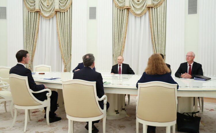 Пять часов в Кремле: что Уиткофф попросил у Путина на закрытых переговорах