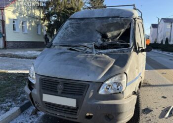 Раненый водитель и разбитые окна: последствия удара дрона ВСУ в Грайвороне