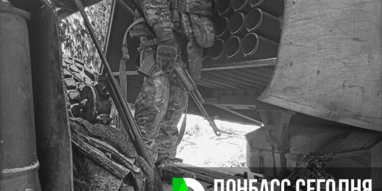 ВС РФ выбивают противника из западной части Родинского