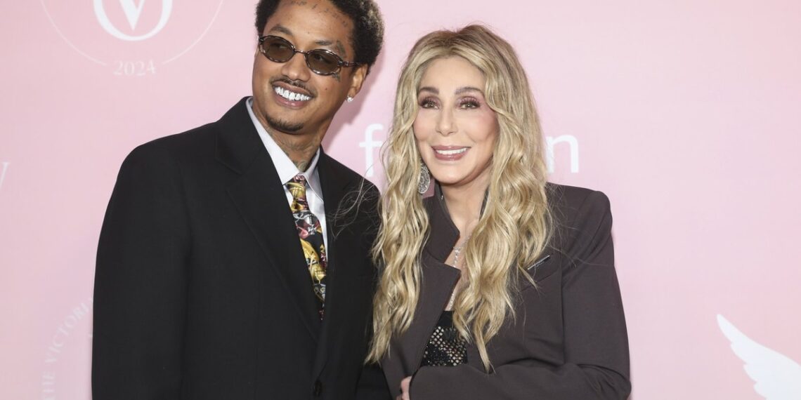 80-летие со свадьбой: как Шер готовится к самому смелому шагу