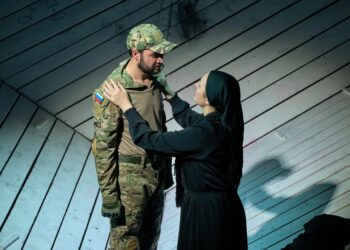 Турецкая публика овациями встретила спектакль об СВО