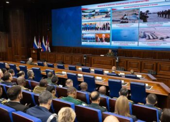 Герасимов: ВС РФ освободили 34 населенных пункта и 700 кв км за март-апрель